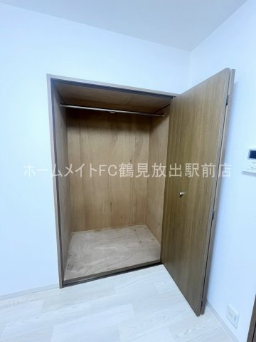大阪市鶴見区今津中１丁目の賃貸マンションの収納
