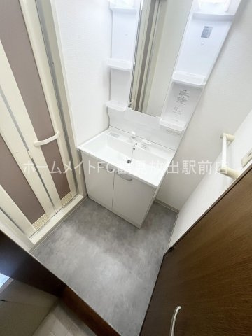 大阪市鶴見区今津中１丁目の賃貸マンションの洗面所