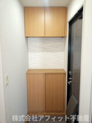 【玄関】 | メゾンティアラ A棟 | シューズボックス