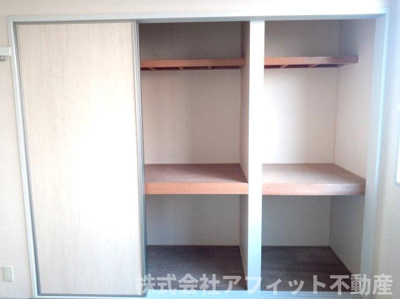 【収納】 | メゾンティアラ A棟 | 押入