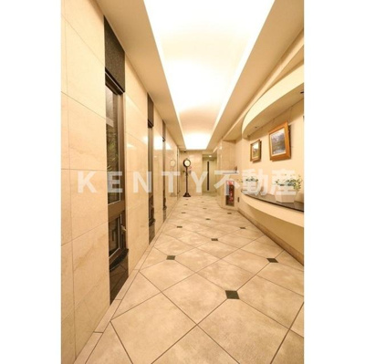 【ロビー】 | ＣＨＡＲＭＡＮＴ　ＣＬＡＳＳＩＣ | 清潔なロビーです