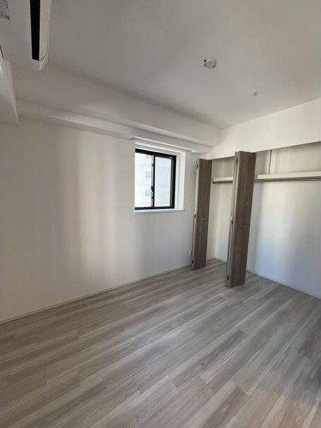 ルフォンプログレ南森町の洋室