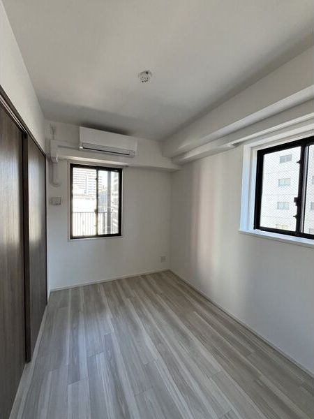 ルフォンプログレ南森町の寝室