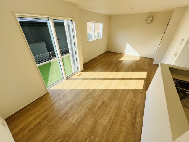 知多郡阿久比町植大西山ノ手50番1『仲介手数料無料』新築戸建ての居間・リビング