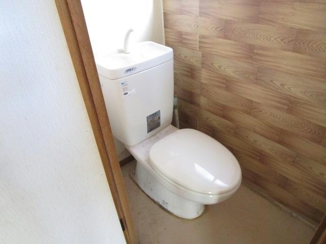 住之江町12-8貸家のトイレ