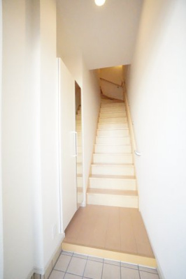 【玄関】 | ラポルテ | ※同物件・同タイプの写真です。