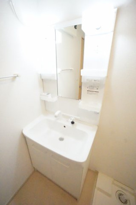 【独立洗面台】 | ラポルテ | ※同物件・同タイプの写真です。