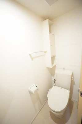 【トイレ】 | ラポルテ | ※同物件・同タイプの写真です。
