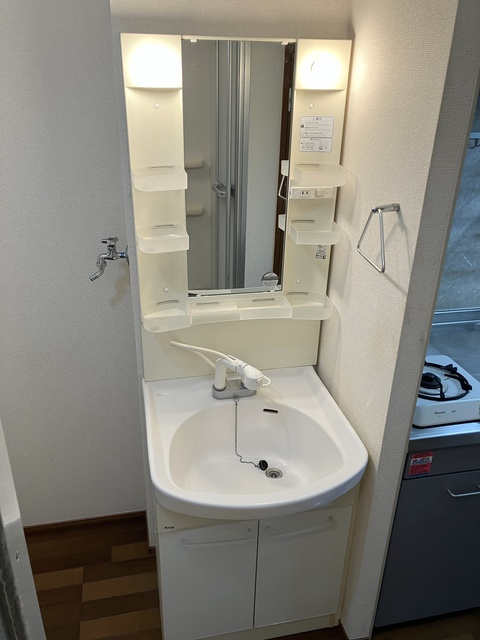 フジハイツの洗面所|洗面台