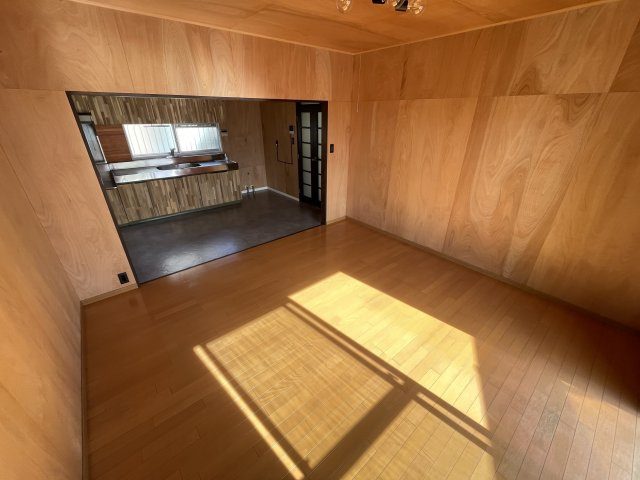 柳橋1065-11中古戸建の居間・リビング