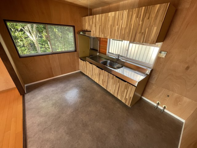 柳橋1065-11中古戸建のキッチン