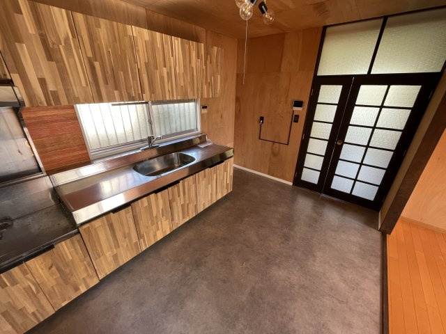 柳橋1065-11中古戸建のキッチン