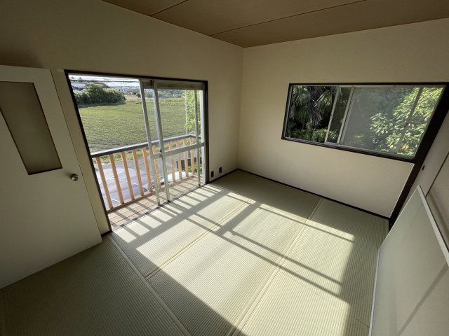 柳橋1065-11中古戸建の洋室