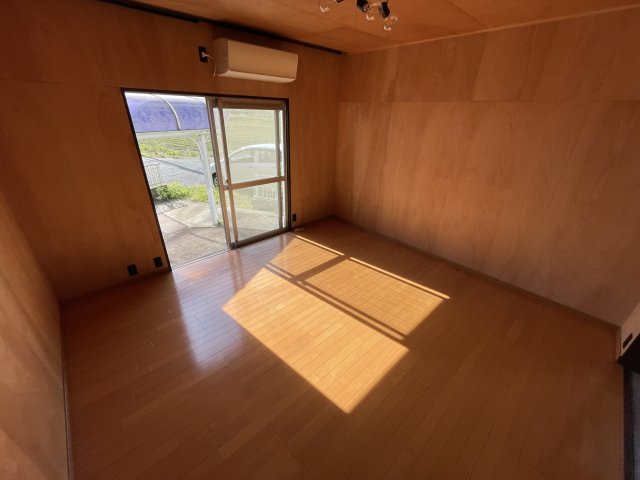 柳橋1065-11中古戸建の居間・リビング