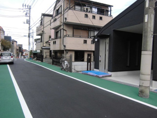 【前面道路含む現地写真】 | 前面道路含む現地写真です