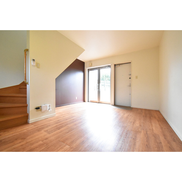 R-BOX tsubuku の洋室|きれいな洋室です