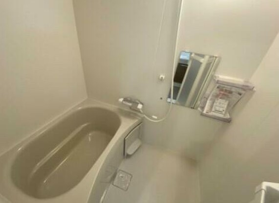 ジーメゾン七里の浴室