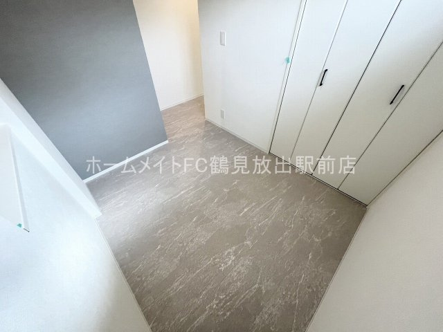 大阪市鶴見区今津中１丁目の賃貸マンションの洋室