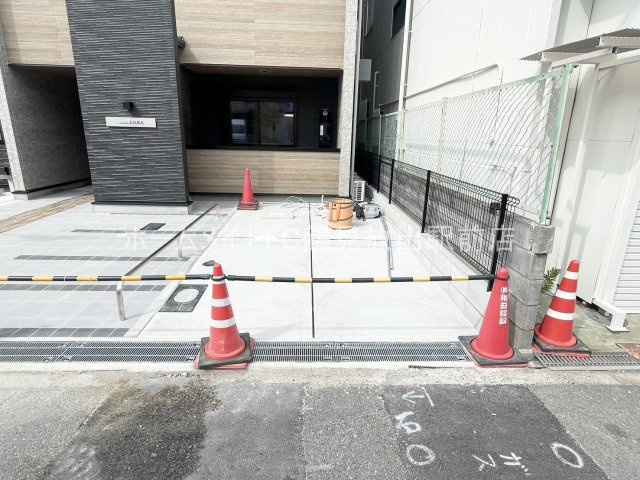 大阪市鶴見区今津中１丁目の賃貸マンションの駐車場