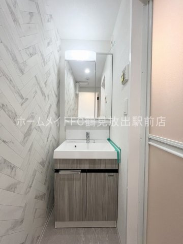 大阪市鶴見区今津中１丁目の賃貸マンションの独立洗面台