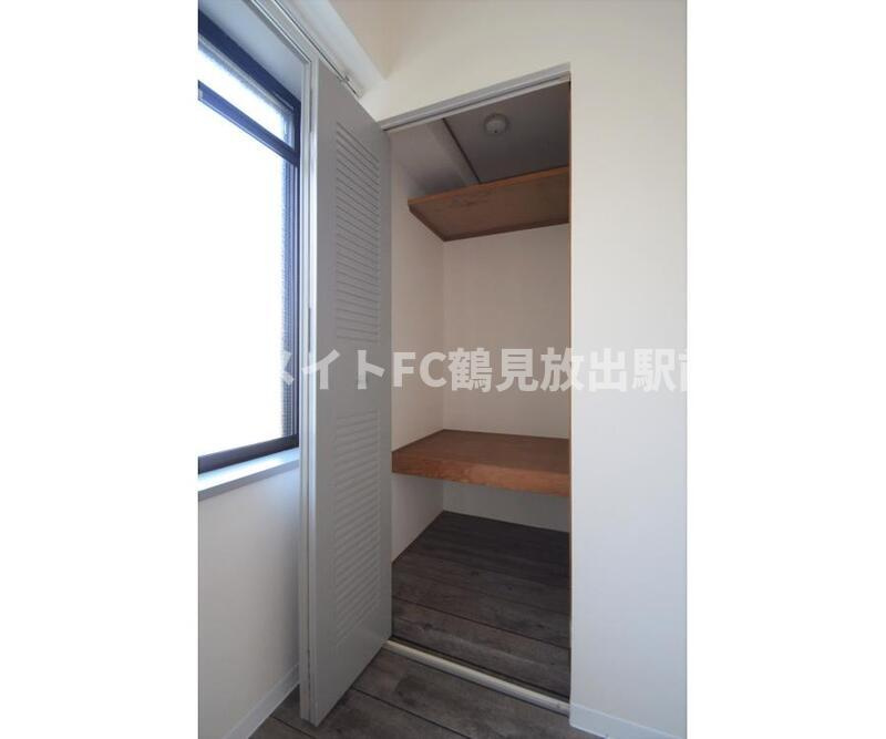 大阪市城東区今福東１丁目の賃貸マンションの収納