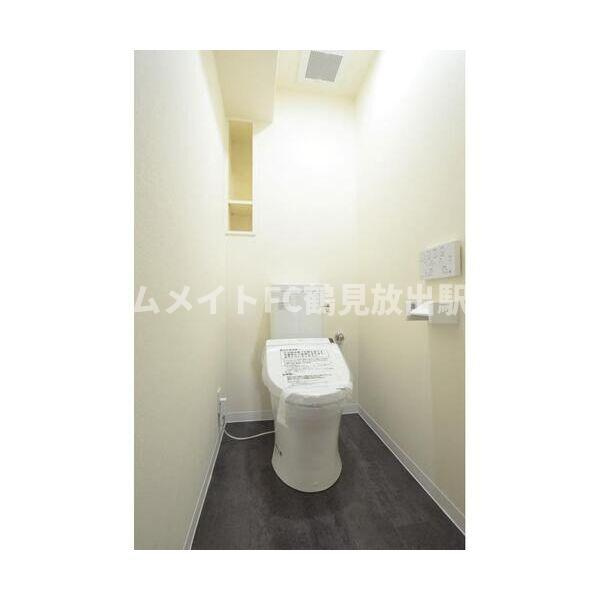大阪市城東区今福東１丁目の賃貸マンションのトイレ
