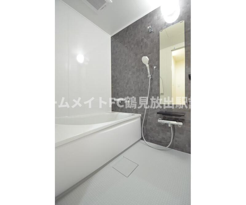 大阪市城東区今福東１丁目の賃貸マンションの浴室