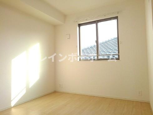 シャイニープレイスの内装