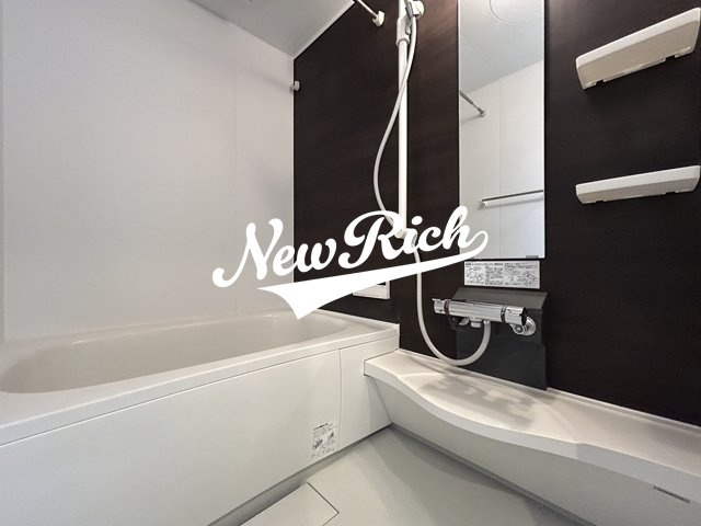 伊勢崎市今泉町１丁目のアパートの浴室