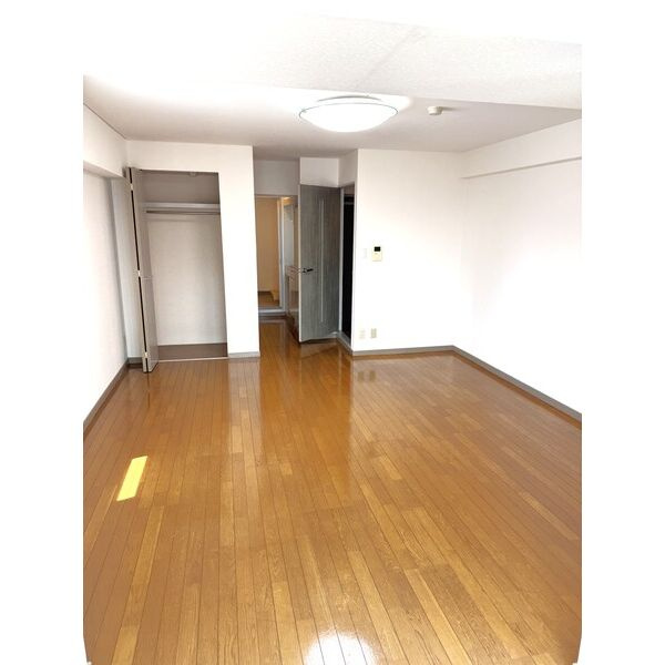 ＯＪビルの居間・リビング