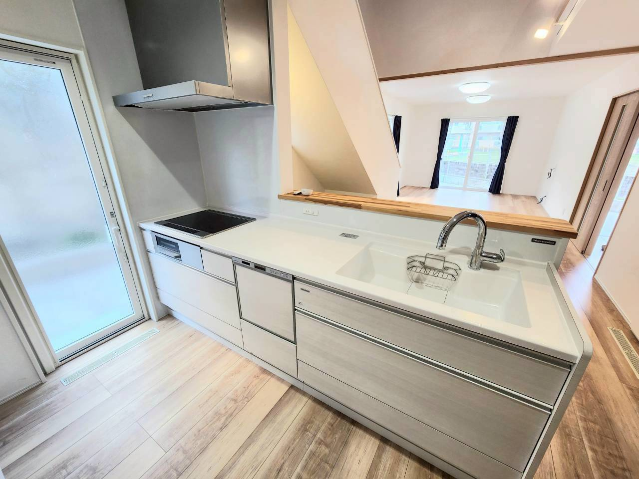 小倉南区長行西　中古戸建てのキッチン|使いやすいシステムキッチン♪