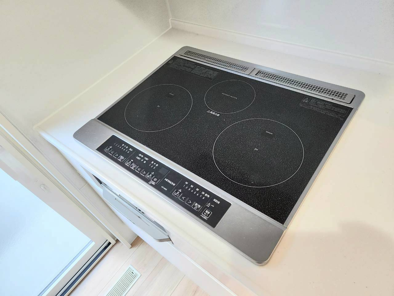 小倉南区長行西　中古戸建てのキッチン|お掃除ラクラクIHヒーター♪