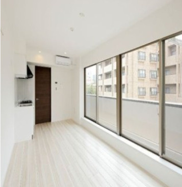 グランドハウス中目黒　ネット0　セキュリティ充実　宅配BOXの居間・リビング