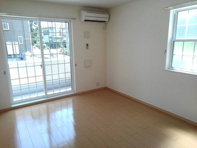 【居間・リビング】 | サンライズ・ビレッジＡ