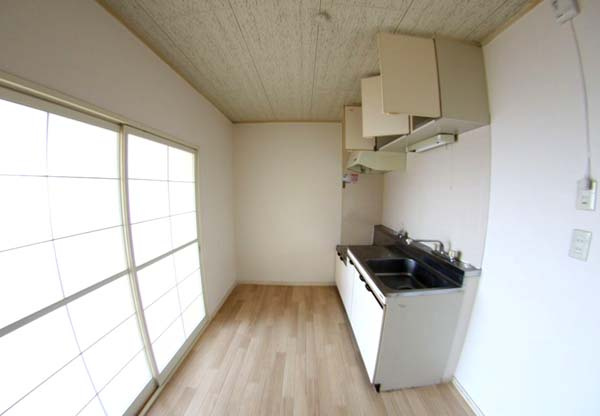 グリーンフォレストの居間・リビング|こちらのリビングで趣味の時間をお楽しみください