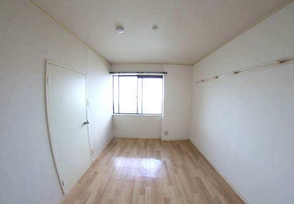 グリーンフォレストの洋室|コンパクトで使いやすい洋室です