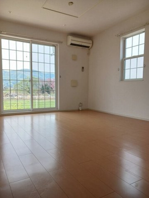 【居間・リビング】 | クレメントパークＤ