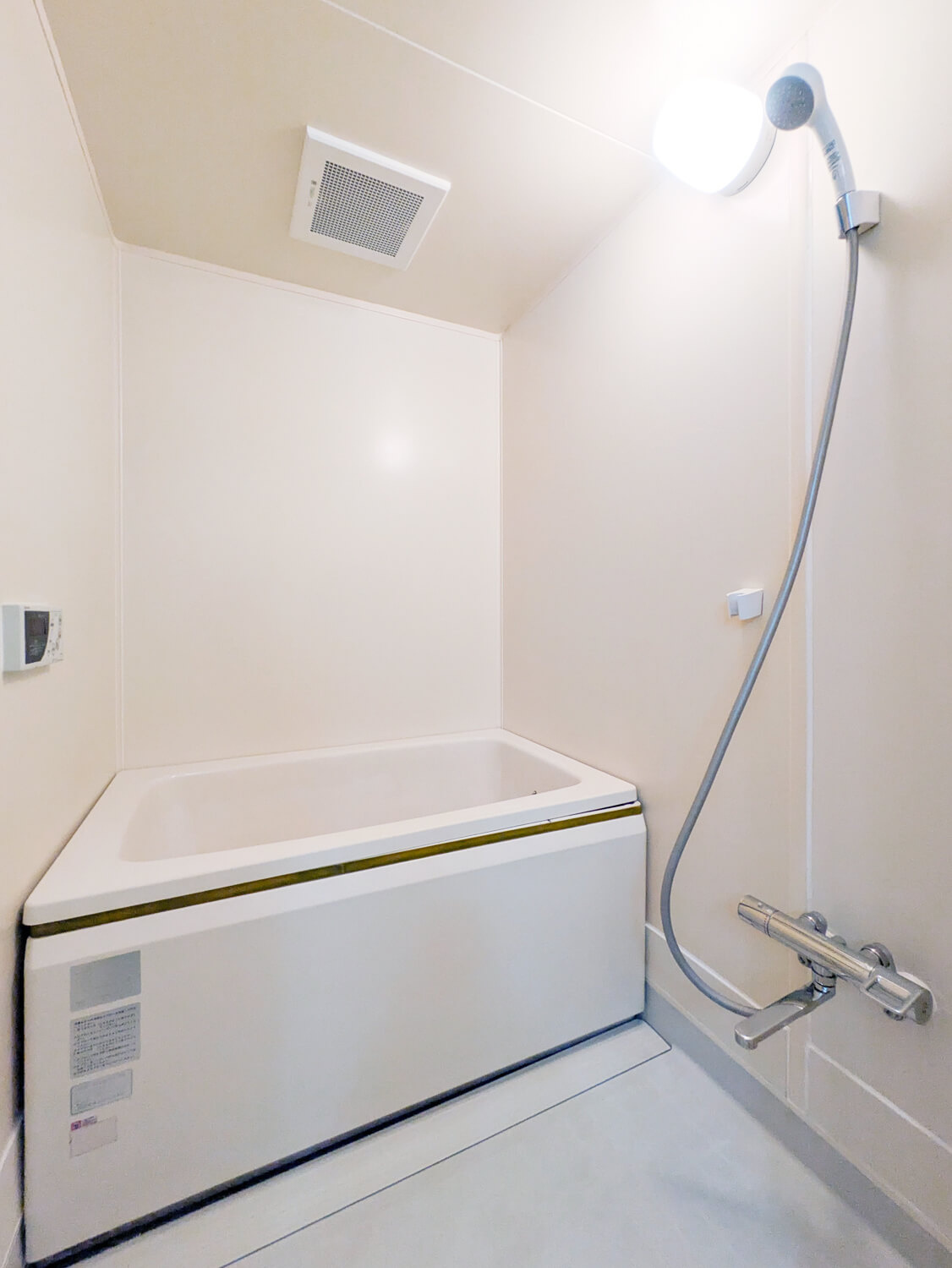 コーポレート美原の浴室