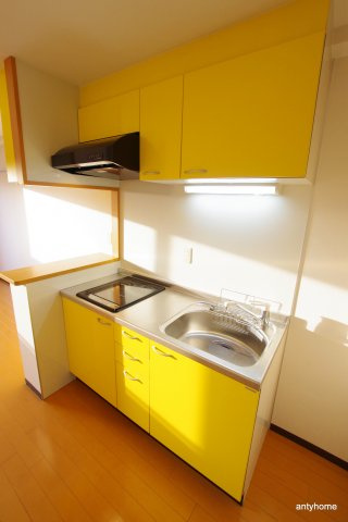 エル・セレーノ東三国のキッチン