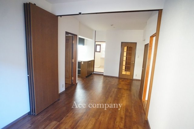 【居間・リビング】の画像