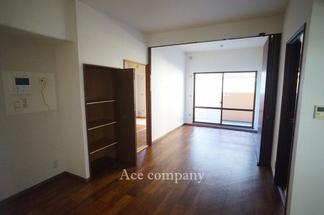 【居間・リビング】の画像