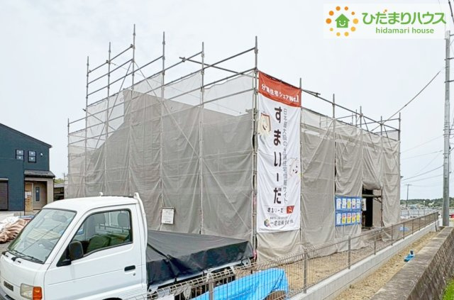 高萩市高萩７期　新築戸建　１号棟の外観|地盤、構造も耐震性に優れた安全で便利さも兼ね備えた物件で、これからの生活を守ります。