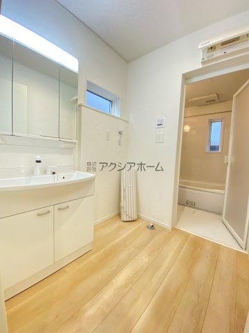 入間市東藤沢3丁目・全1棟　新築一戸建　の独立洗面台|シャンプードレッサー付洗面化粧台