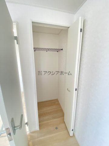 入間市東藤沢3丁目・全1棟　新築一戸建　の収納|2階廊下収納
