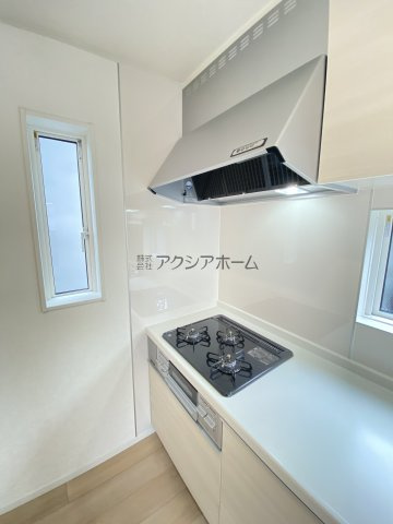 入間市東藤沢3丁目・全1棟　新築一戸建　の設備|3口ガスコンロ