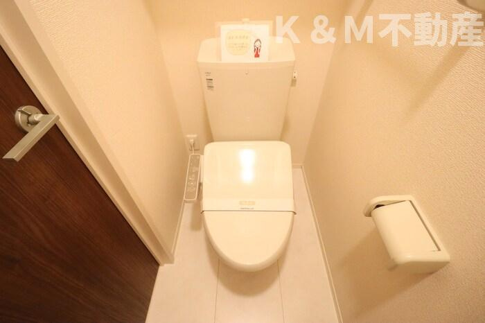 モアニおおたかのトイレ|落ち着いた色調のトイレです