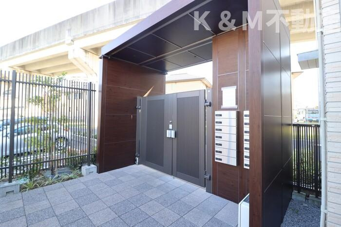 モアニおおたかのエントランス|清潔なエントランスです