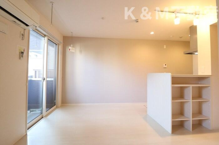 モアニおおたかの居間・リビング|ゆったりとしたリビングです