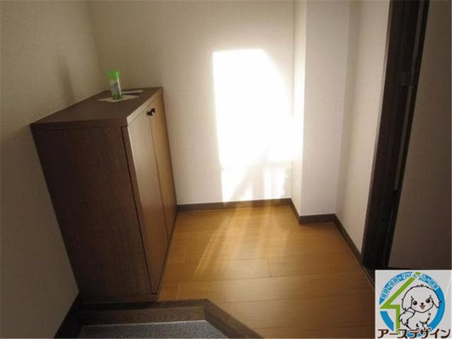 ドミールⅠの玄関|落ち着いた玄関です