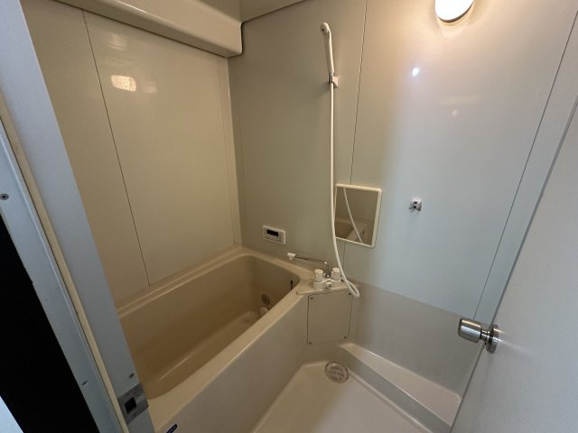 マンション朝霧3号棟の浴室